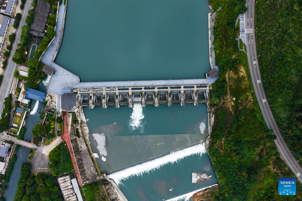 Foto sudut udara bertarikh 10 September 2025 ini memaparkan pemandangan Sistem Pengairan Jianjiangyan di Provinsi Sichuan, barat daya China. (Xinhua/Zhang Yong)
