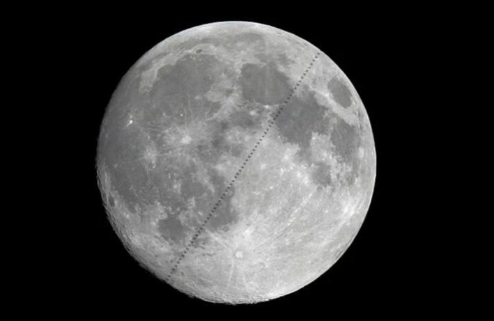 Roket Pembawa Prob Chang’e-7 Tiba di Tapak Pelancaran