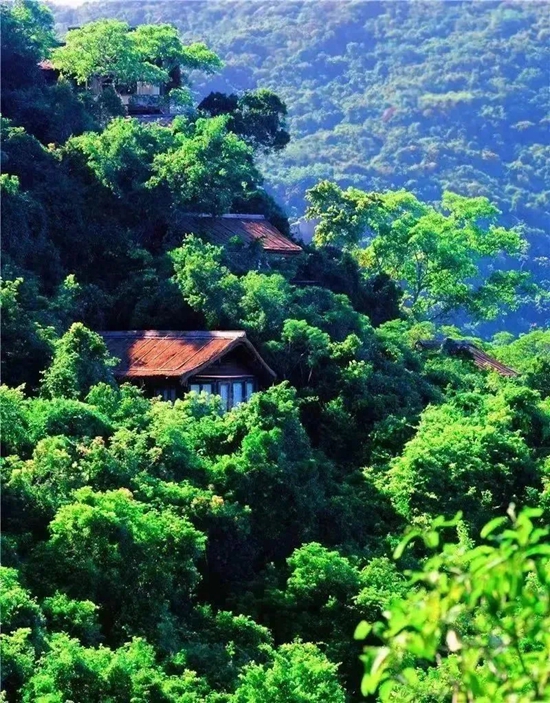 Sanya Disenaraikan Sebagai 10 Destinasi Teratas 2025