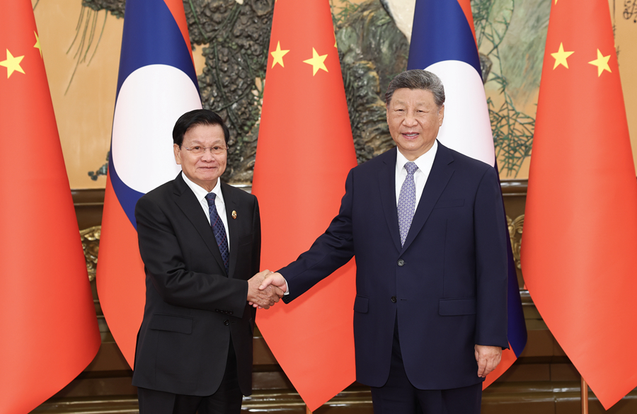 Xi Adakan Pertemuan dengan Presiden Laos, Thongloun Sisoulith