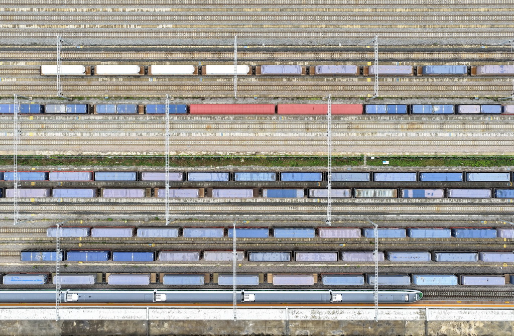 Landasan Kereta Api China–Laos Catat Lebih 60,000 Tren Kargo