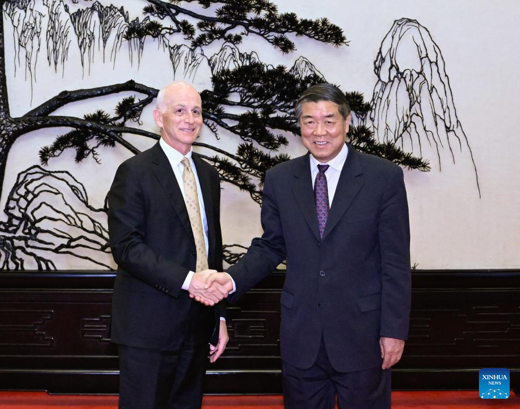 Naib PM China Terima Kunjungan Delegasi Dewan Perwakilan AS