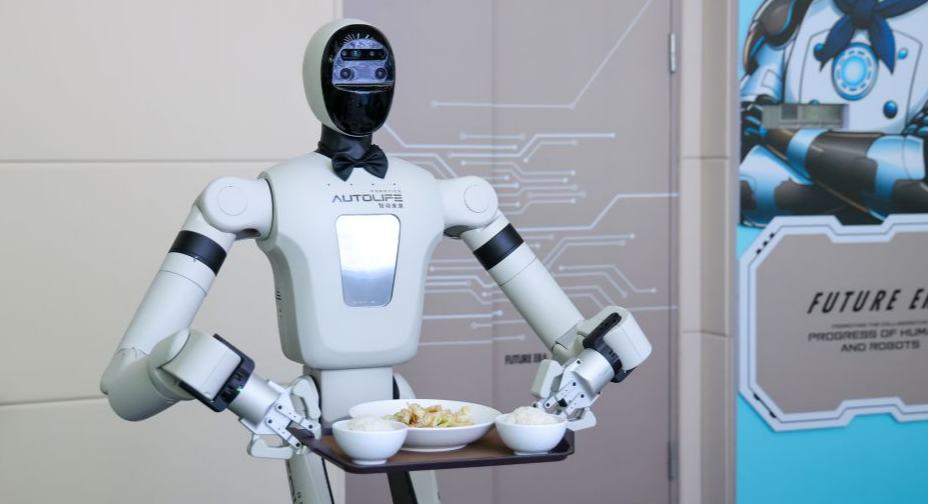 Robot Manusia dalam Pelbagai Senario Penggunaan di Shenzhen