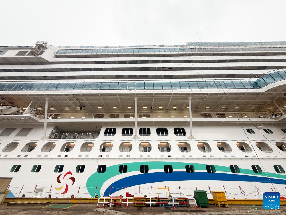 Foto bertarikh 16 Mac 2026 ini memaparkan kapal persiaran mega “Adora Flora City” di Shanghai, timur China. (Xinhua/Ding Ting)